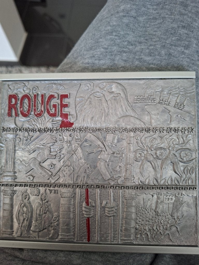 Fredericks Goldman Jones-Rouge-CD Collector-Coffret metal, Enlèvement ou Envoi, Comme neuf, Comprend un livret, Coffret
