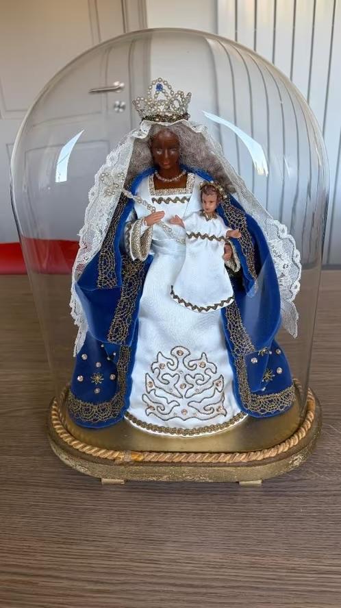 Maria met Jezus in glazen stolp, Antiek en Kunst, Ophalen