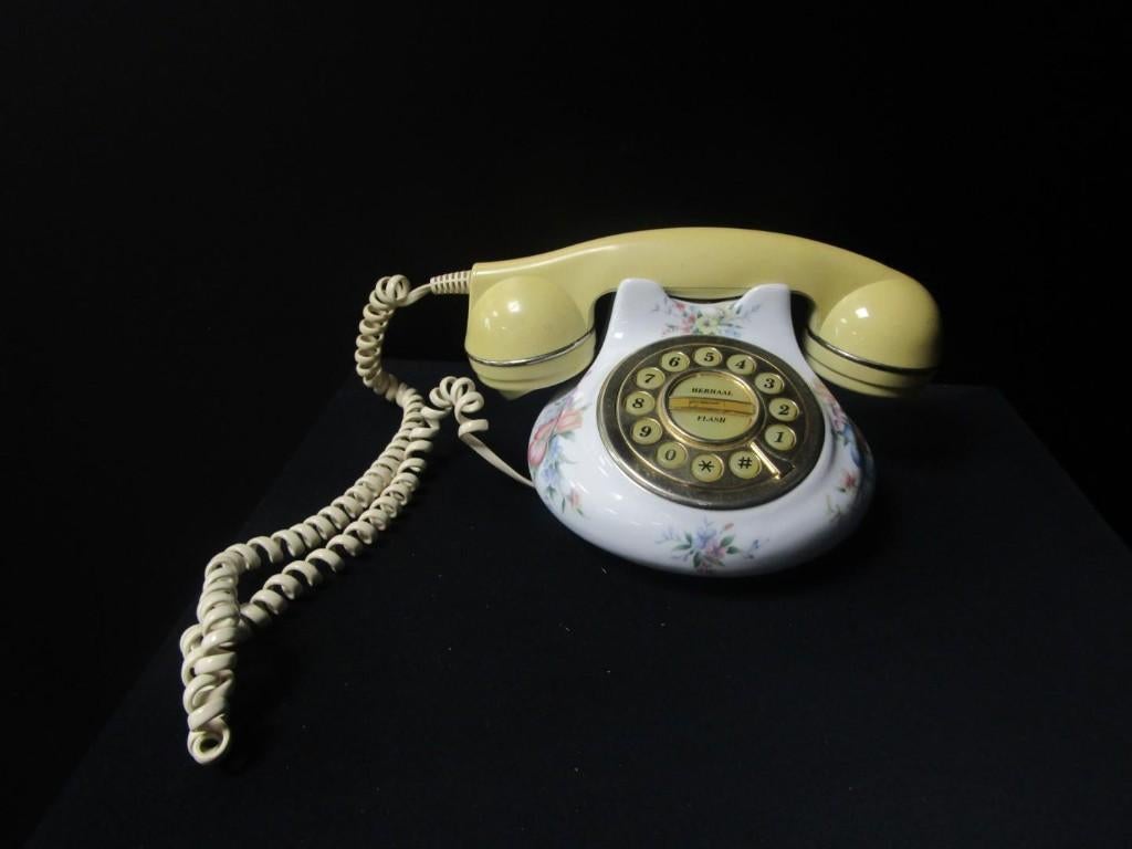 Royal Albert telefoon, Enlèvement ou Envoi