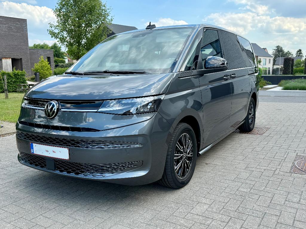 Volkswagen Multivan Long e-Hybrid 1.4 TSI Style DSG (160 kW), Autos, Volkswagen, 1395 cm³, Argent ou Gris, Achat, Euro 6
