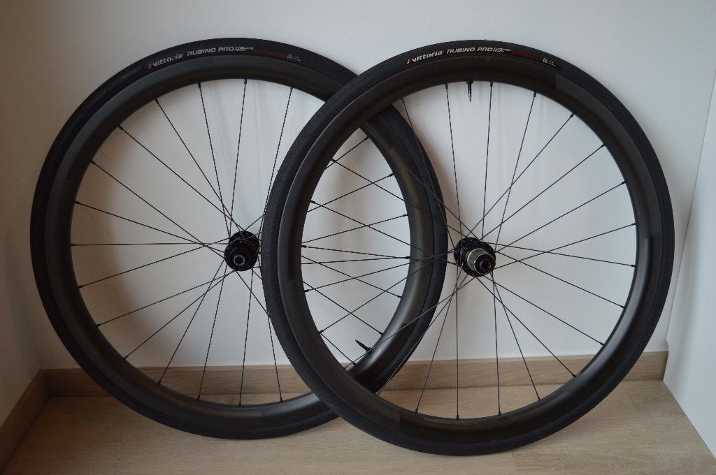 Roues en carbone 38 mm - Novatec & Vittoria Rubino tubeless, Gravelbike, Enlèvement, Utilisé, Novatec