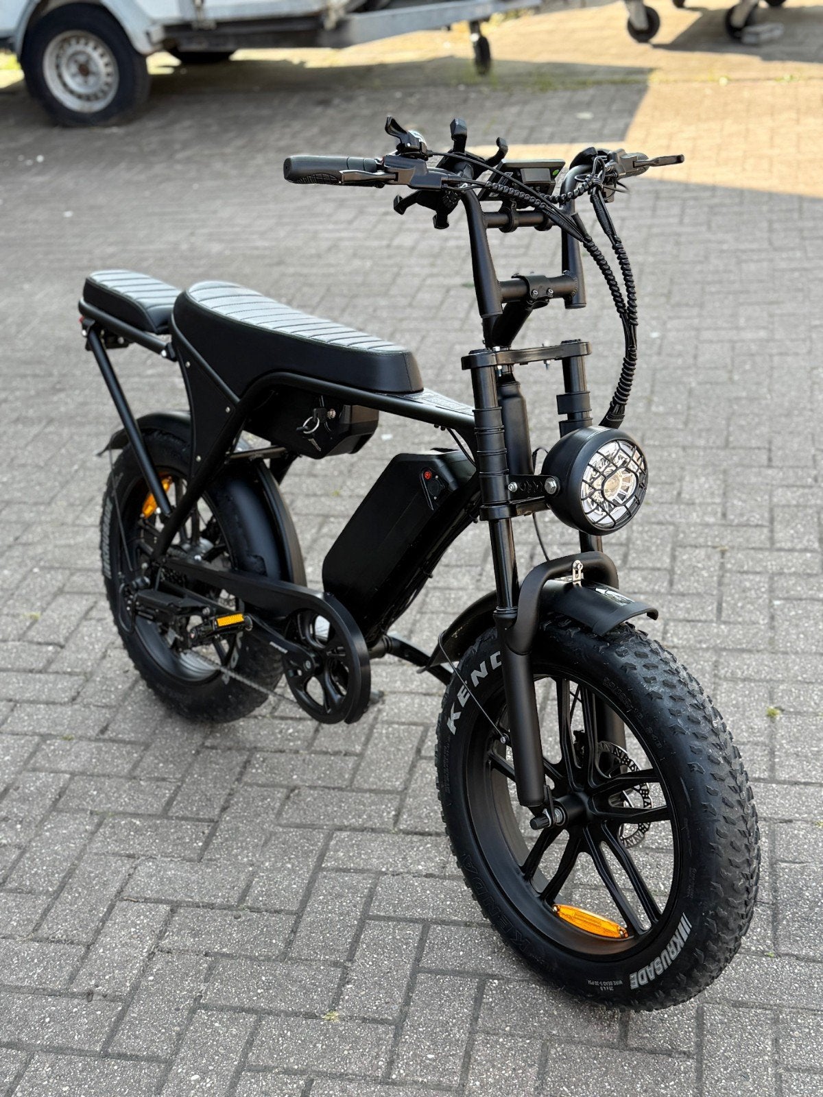 ouxi v8 max dubbele accu fatbike, Ophalen, Zo goed als nieuw, 50 km per accu of meer, Overige merken
