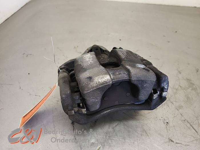 Remklauw (Tang) links-achter van een Volkswagen Transporter, Gebruikt, -, Volkswagen, -