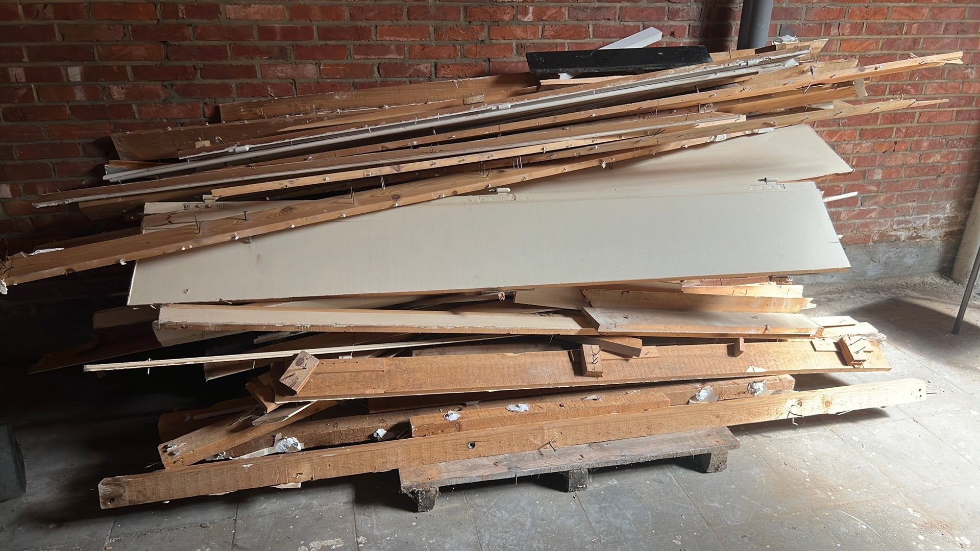 Gratis brandhout, Planche, 200 à 250 cm, Autres essences de bois, Utilisé