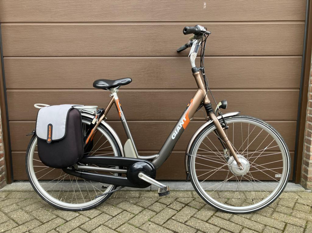Giant elektrische damesfiets zo goed als nieuw, Enlèvement