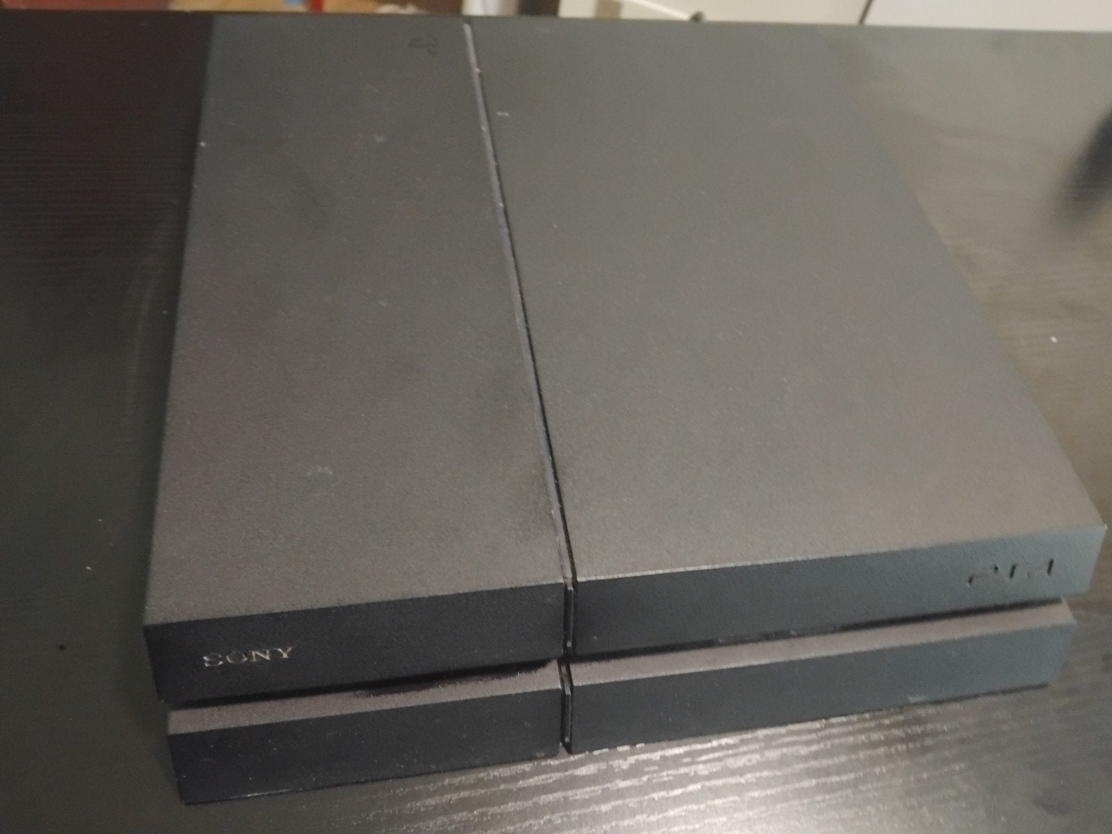 Ps4 met bakje, + Hdm kabel, en koptelefoon + eafc26, Games en Spelcomputers, Spelcomputers | Sony PlayStation 4, Ophalen, Met 1 controller