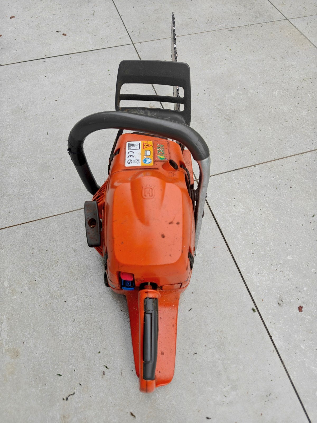 Husqvarna 576XP professionele kettingzaag, Enlèvement