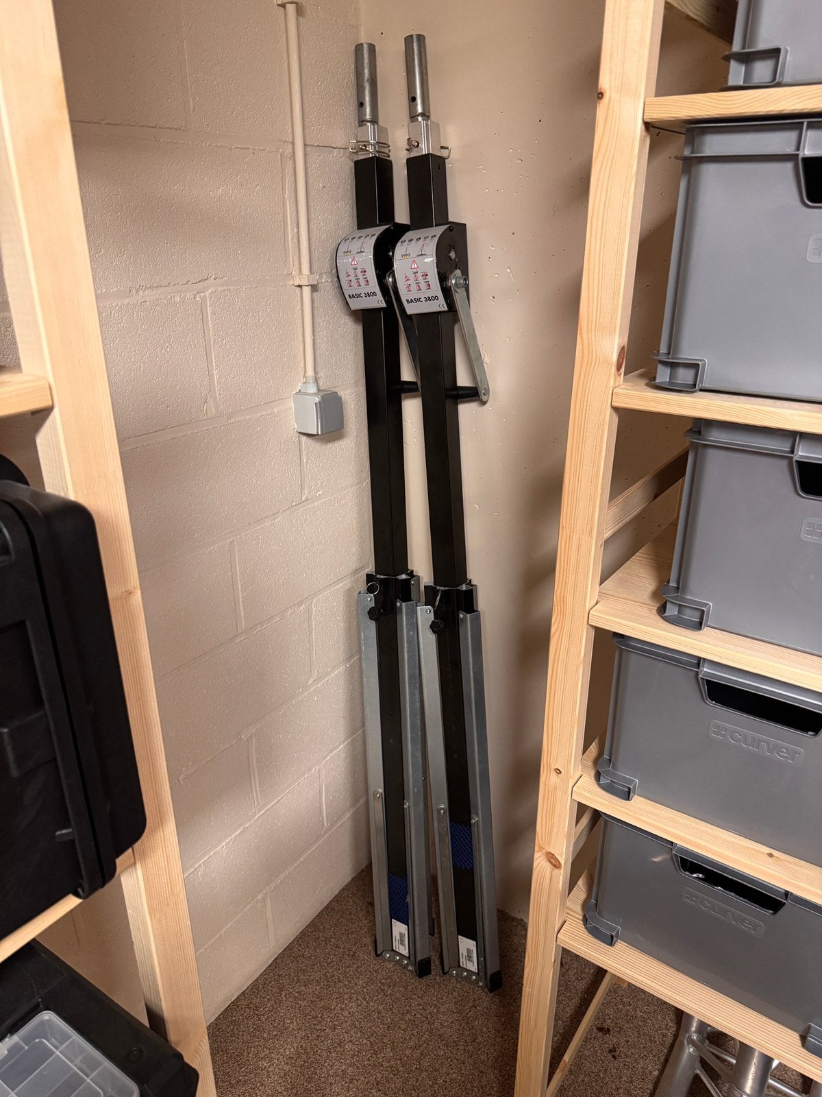 2x wind-up statief evt met beugel truss, Muziek en Instrumenten, Ophalen, Zo goed als nieuw
