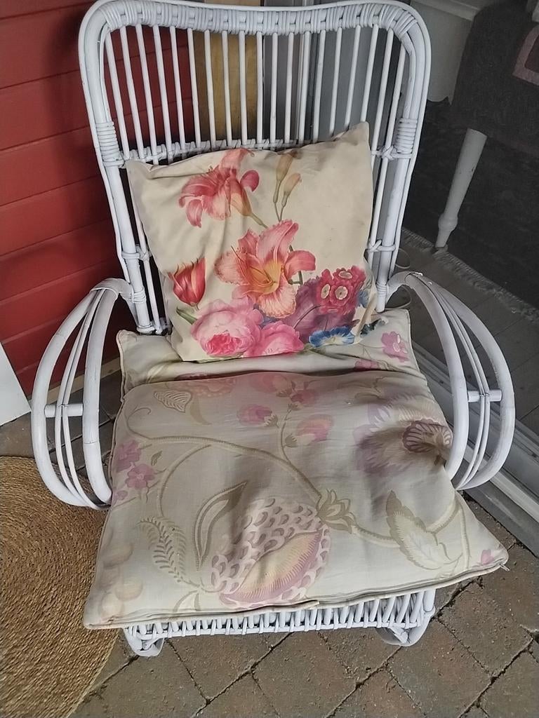 Vintage witte rieten stoel, Ophalen, Wicker