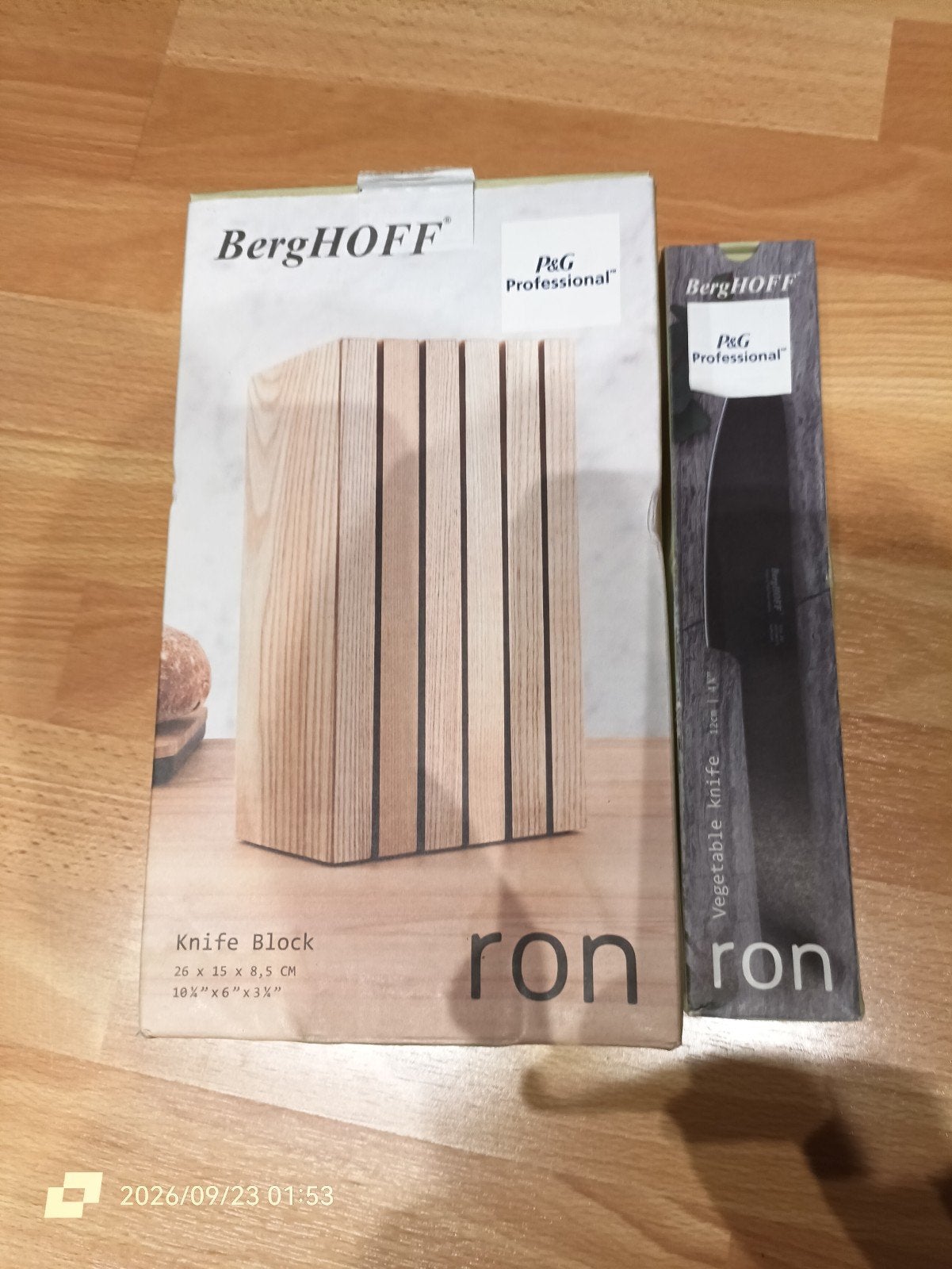 Messenblok Ron, an angled ash wood knife block, Ophalen