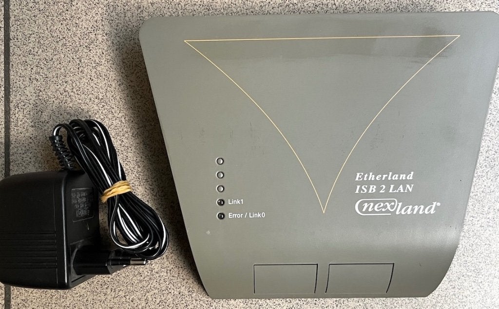 Router Nexland ISB 2 LAN, Computers en Software, Ophalen of Verzenden, Zo goed als nieuw, Router, NEXLAND