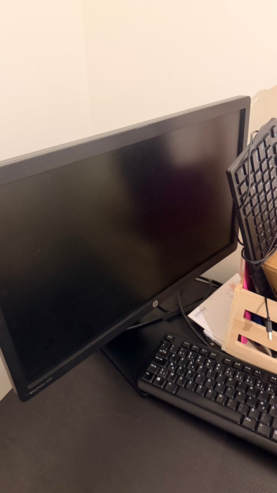 Hp monitor, Computers en Software, Ophalen, Zo goed als nieuw, HDMI