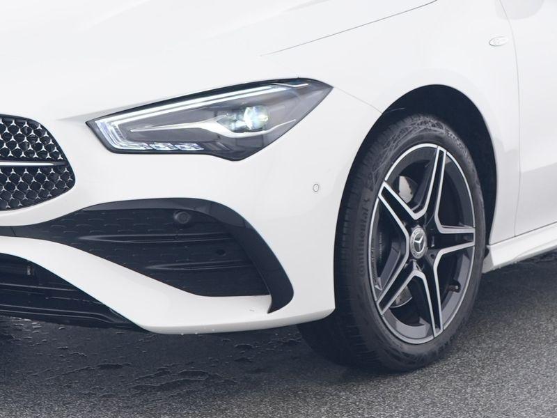 Mercedes-Benz CLA-klasse 250 e Coupé AMG Line | Trekhaak |, Auto's, Stof, Gebruikt, 4 cilinders, 16 kWh