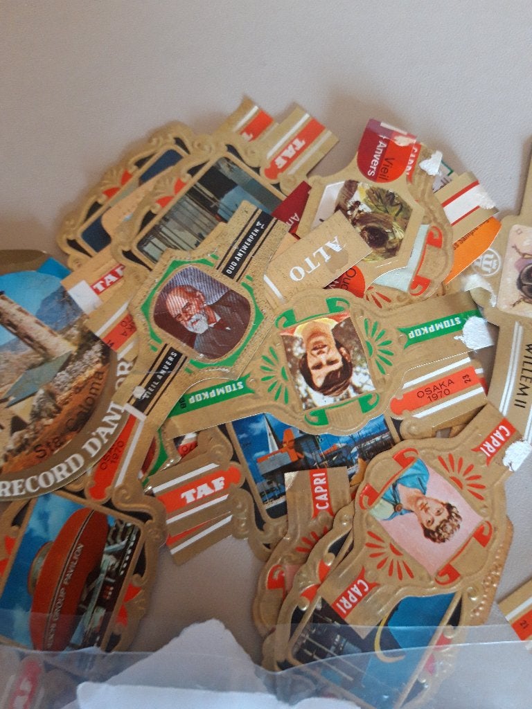 sigaarbandjes en postzegels, Verzamelen, Ophalen