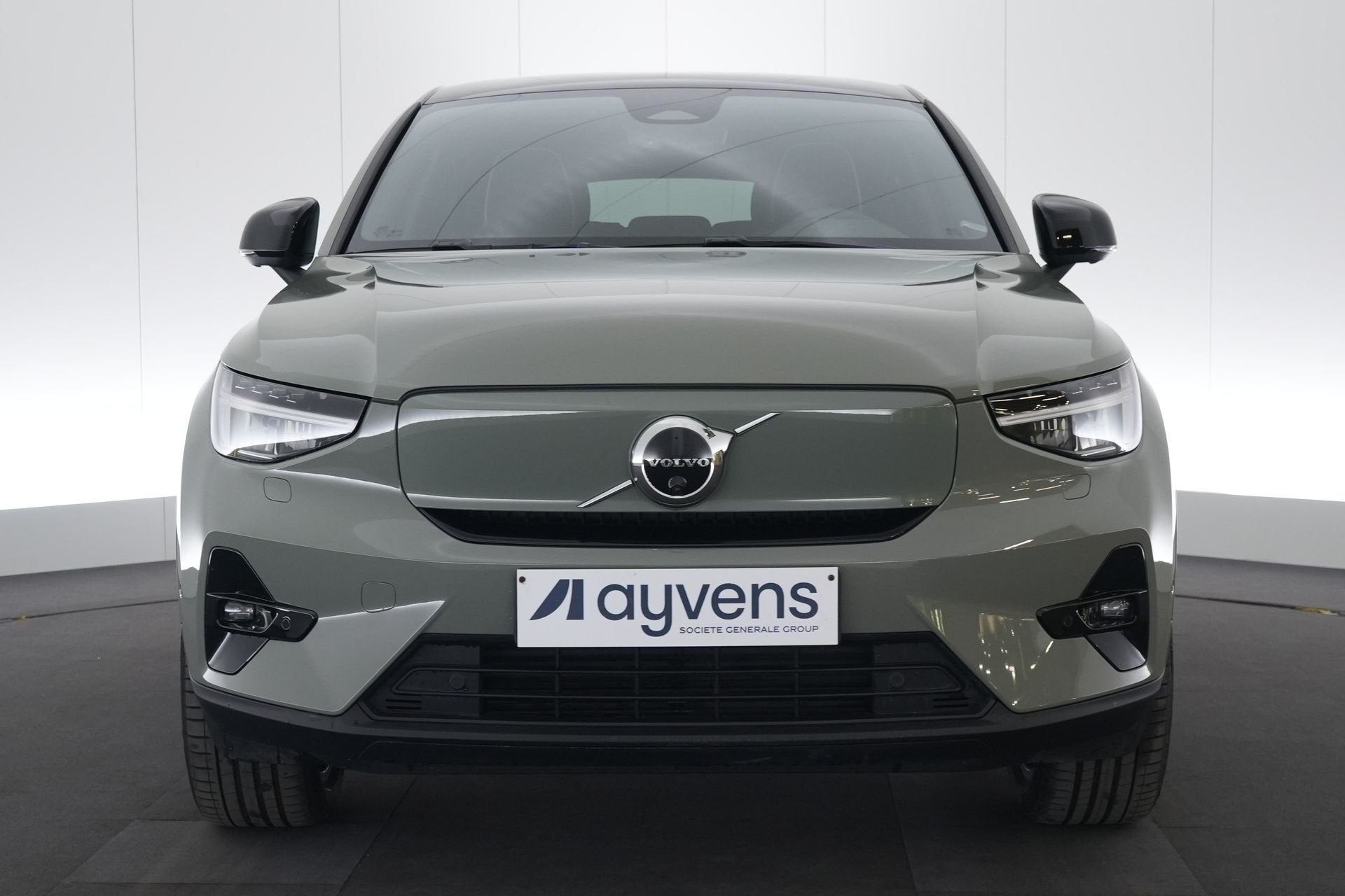 (2CRZ400) VOLVO C40, Autos, Achat, https://public.car-pass.be/vhr/48ee4cf6-cc9e-4e65-8a3e-75f4a1a196b3, Entreprise, Carnet d'entretien