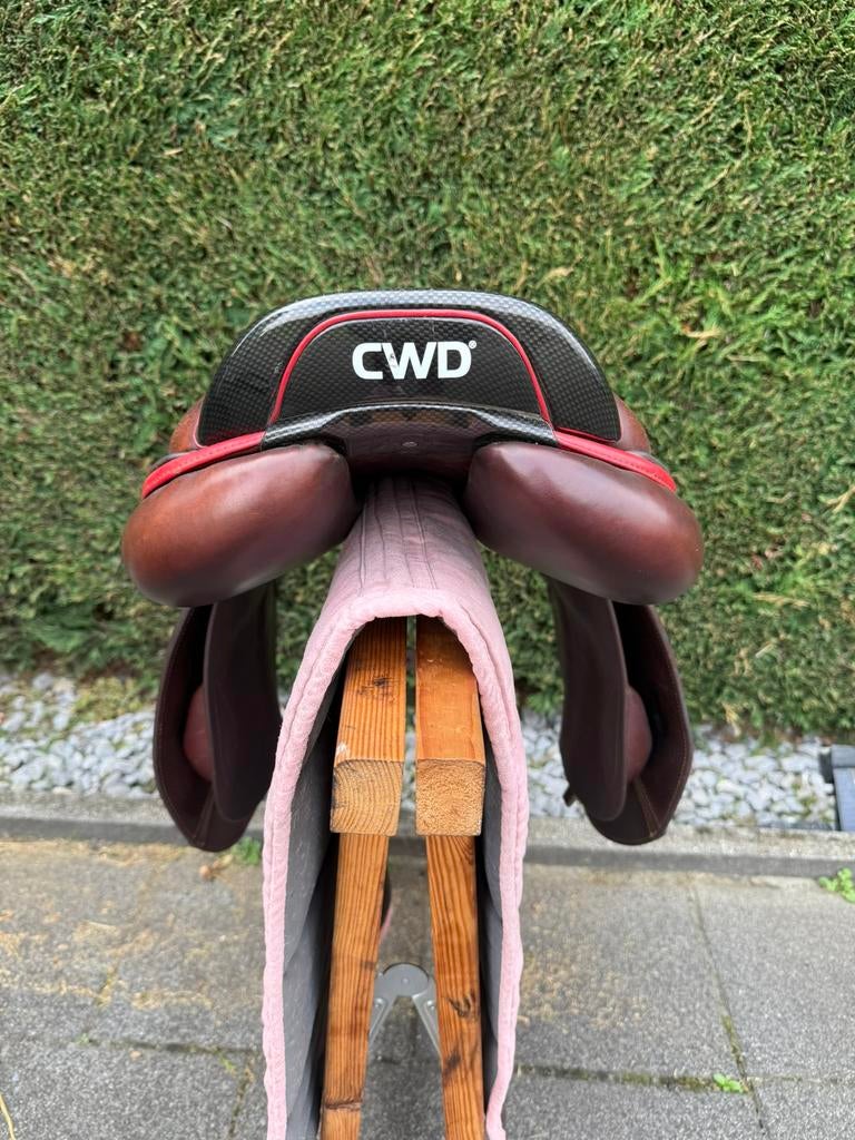 CWD 2GS springzadel, Dieren en Toebehoren, Ophalen of Verzenden, Zo goed als nieuw, Springen