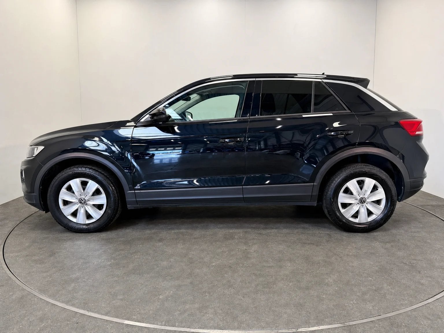 Volkswagen T-Roc 1.5 TSI DSG, Automaat, 1498 cc, Zwart, Bedrijf