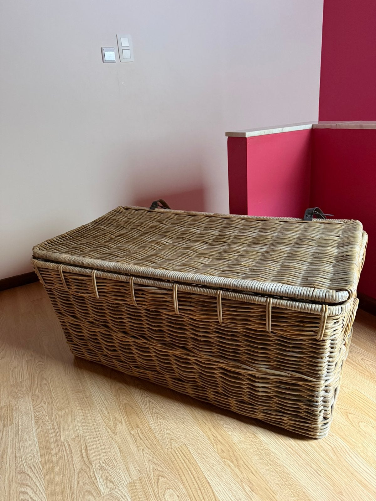 Grote rieten opbergmand, Huis en Inrichting, Ophalen, Overige materialen, 100 tot 150 cm, Zo goed als nieuw