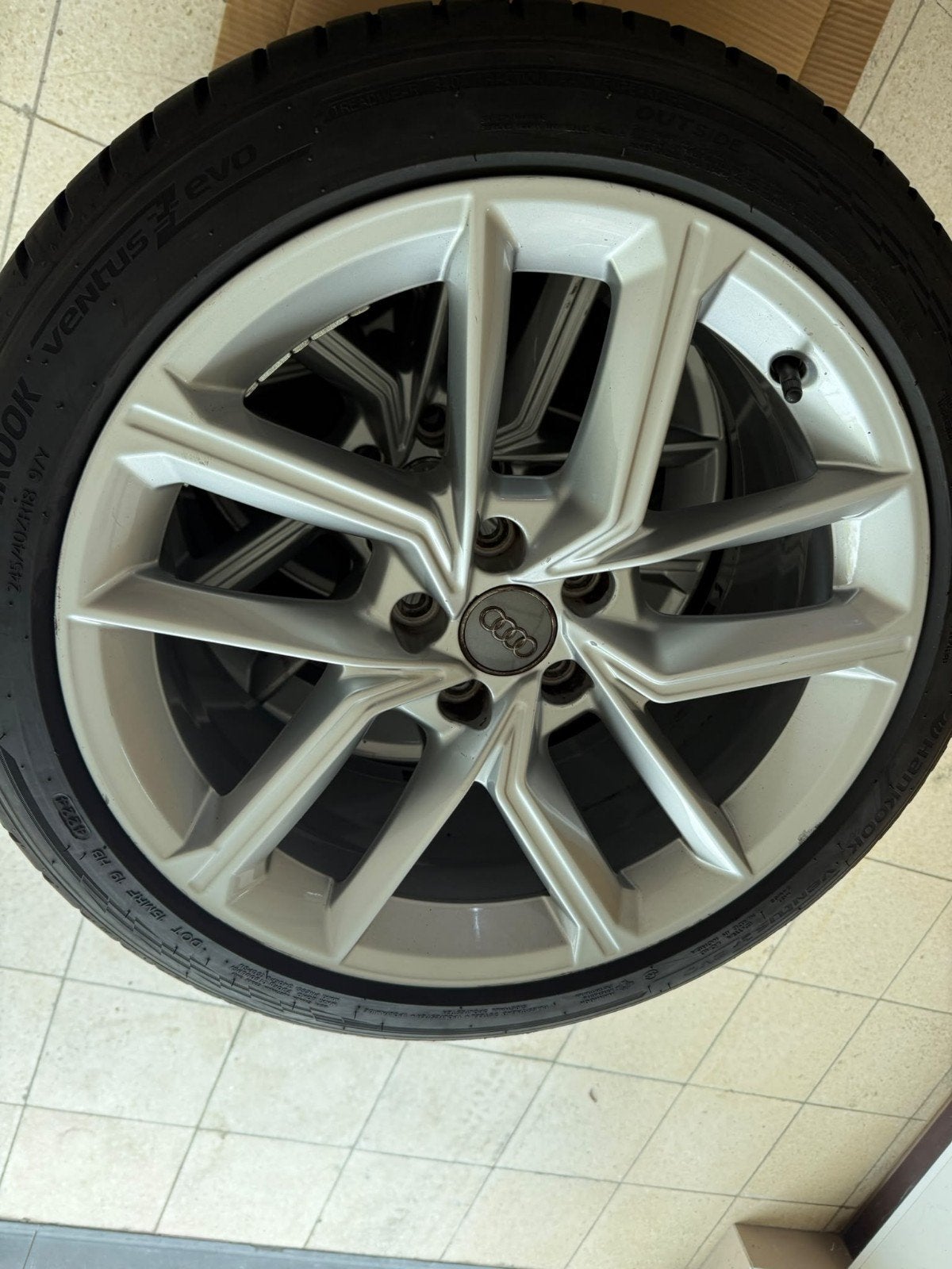 Jantes d'origine Audi 18 pouces, Autos : Pièces & Accessoires, Pneus et Jantes, 245 mm, Véhicule de tourisme, Pneus été