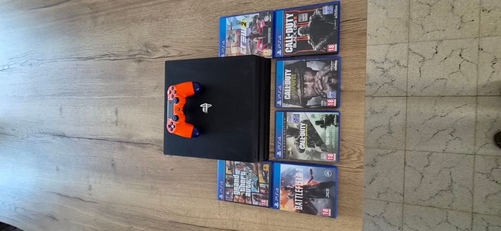 playstation 4 Pro met 1 bakje en 6 games, Consoles de jeu & Jeux vidéo, Enlèvement, Pro