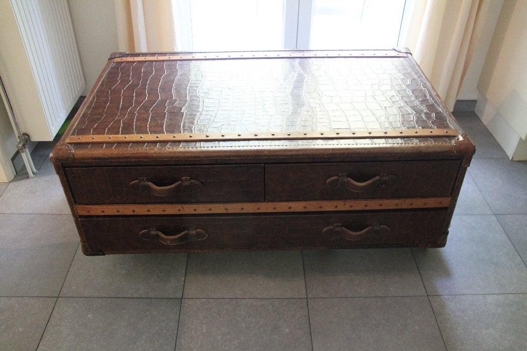 Table de salon malle en cuir, 100 à 150 cm, Enlèvement, Utilisé, 50 à 100 cm