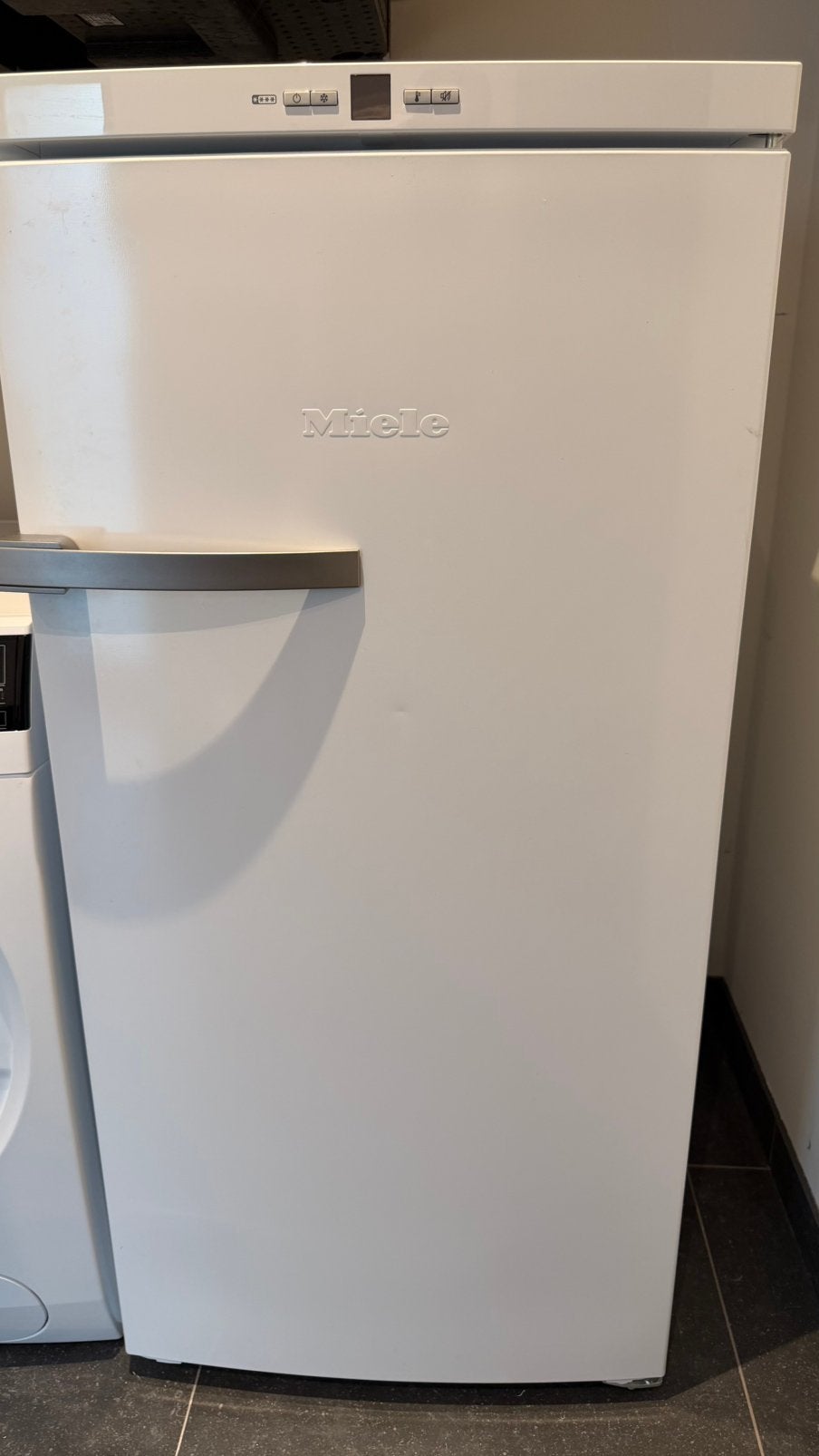 Vriezer Miele FN 22062 ws NOFROST, Elektronische apparatuur, Ophalen, Zo goed als nieuw