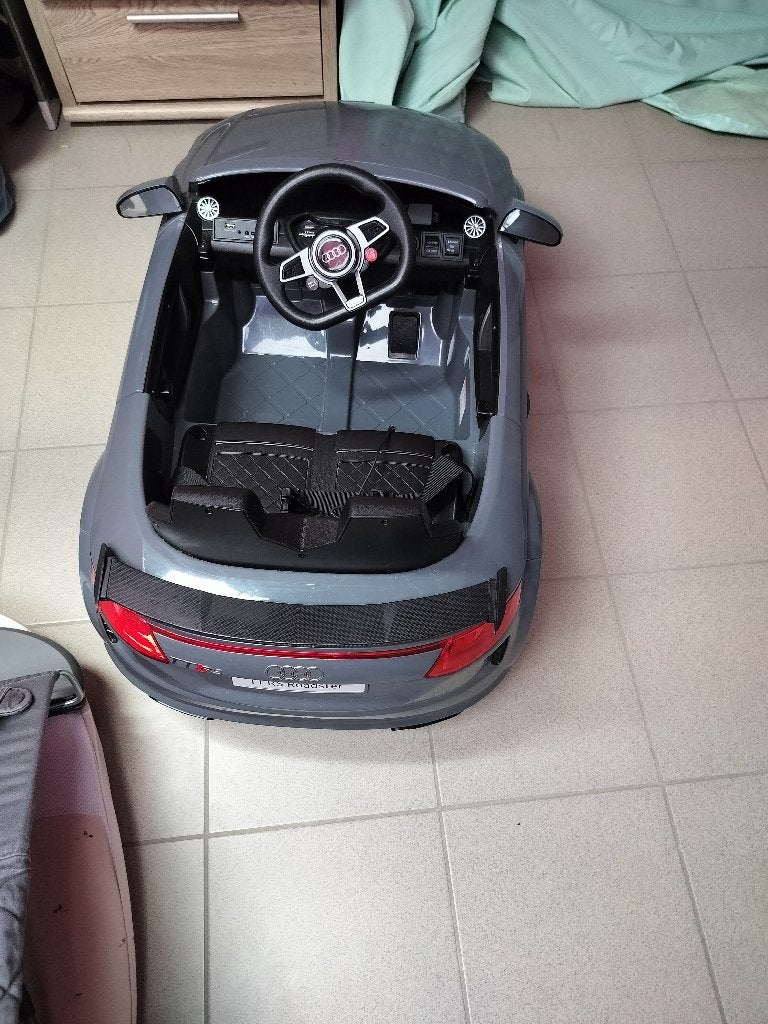 Electrische auto voor kinderen tot 3j, Gebruikt