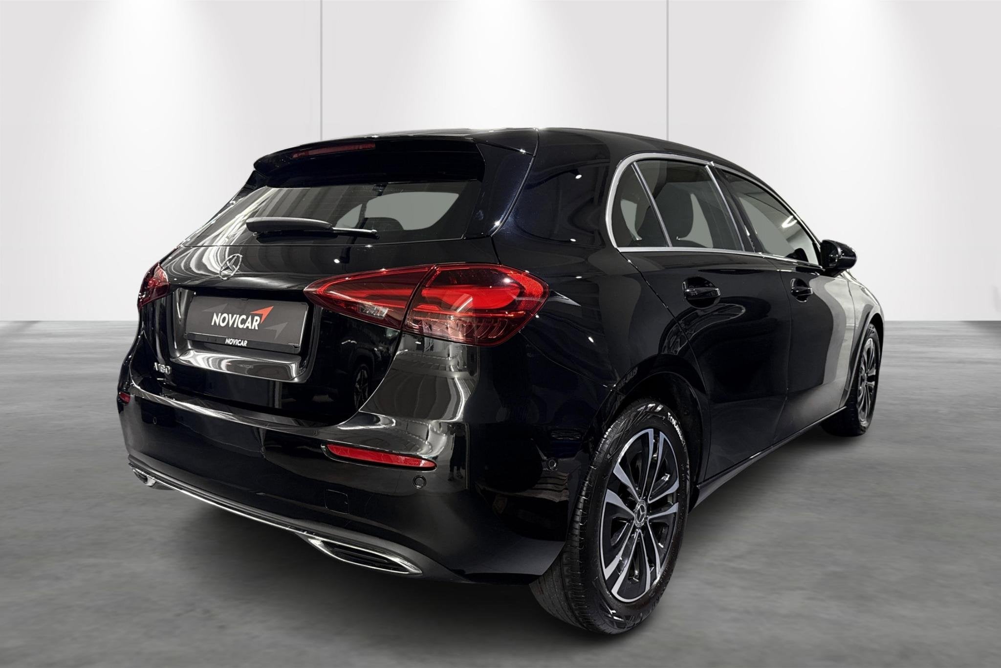 Mercedes-Benz A-Klasse 180 Business Line (automatique), 100 kW, Achat, 5 portes, Electronic Stability Program (ESP)