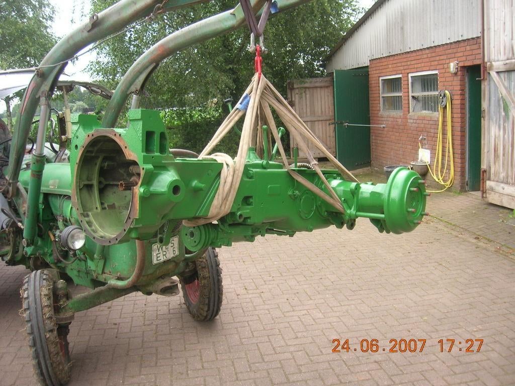 Gezocht: Deutz versnellingsbak TW35, Articles professionnels, Agriculture | Tracteurs, Enlèvement, Deutz - Fahr