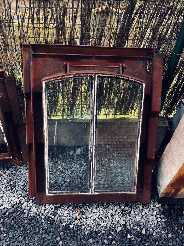 Oud dakvenster voor een schuur, Doe-het-zelf en Bouw, Glas en Ramen, Ophalen, Gebruikt, Minder dan 80 cm, Dakraam