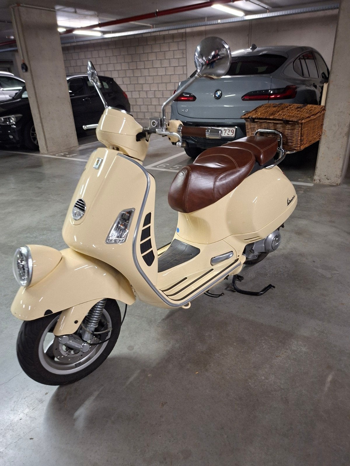 Vespa GTV 250, Vélos & Vélomoteurs, Autres modèles, Enlèvement, Utilisé, Essence