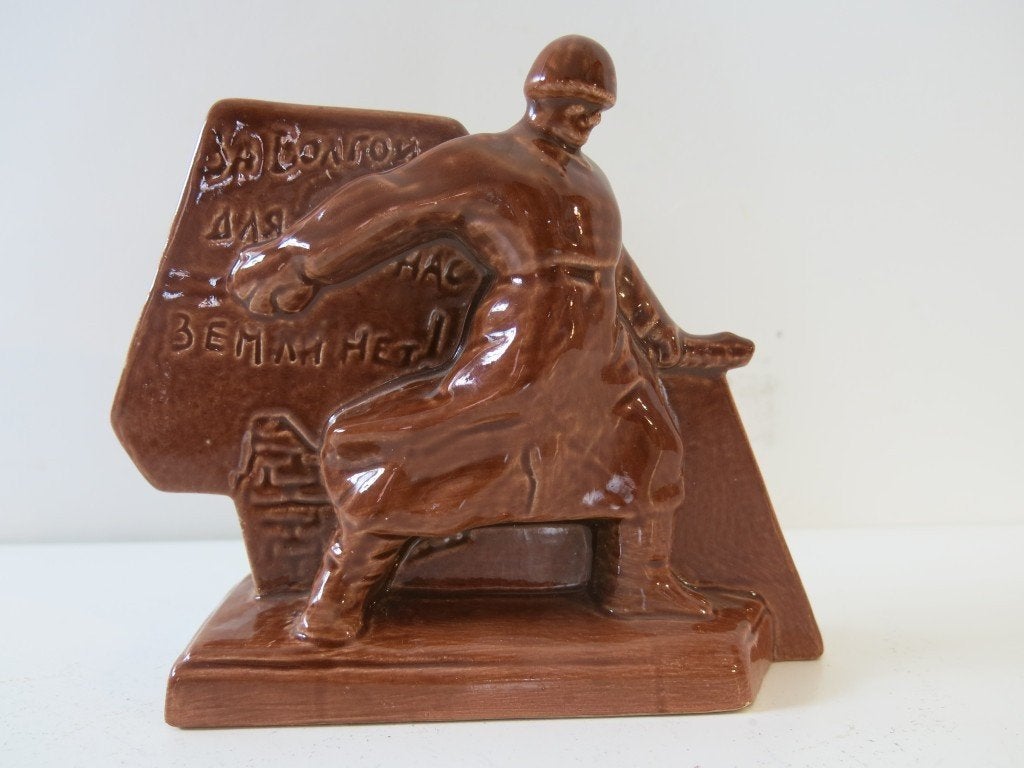 porcelaine soviétique de la bataille de Stalinggrad, Enlèvement ou Envoi
