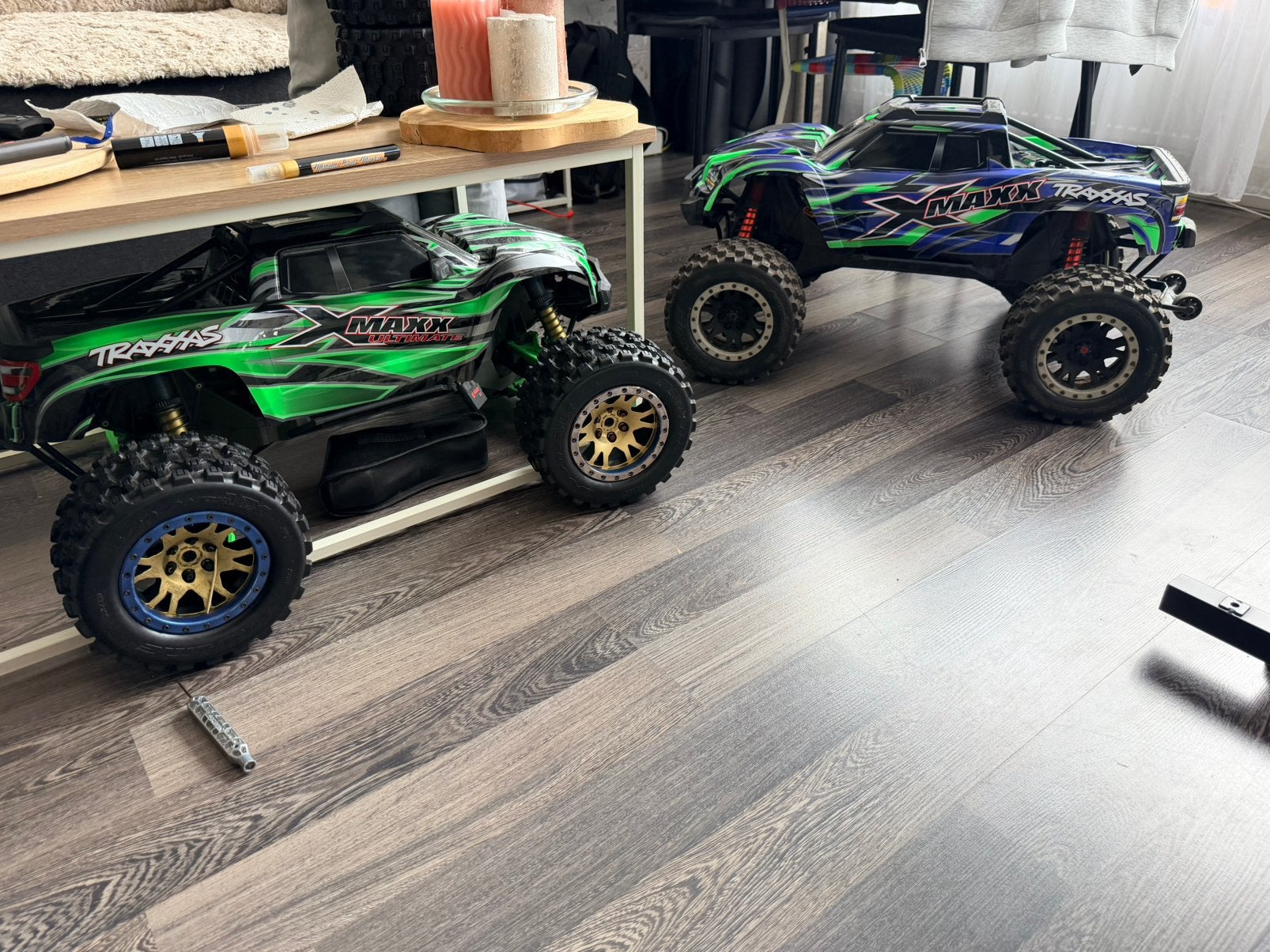Traxxas xmaxx 8s met max 5 combo monster opwielen, Hobby en Vrije tijd, Ophalen of Verzenden, Zo goed als nieuw