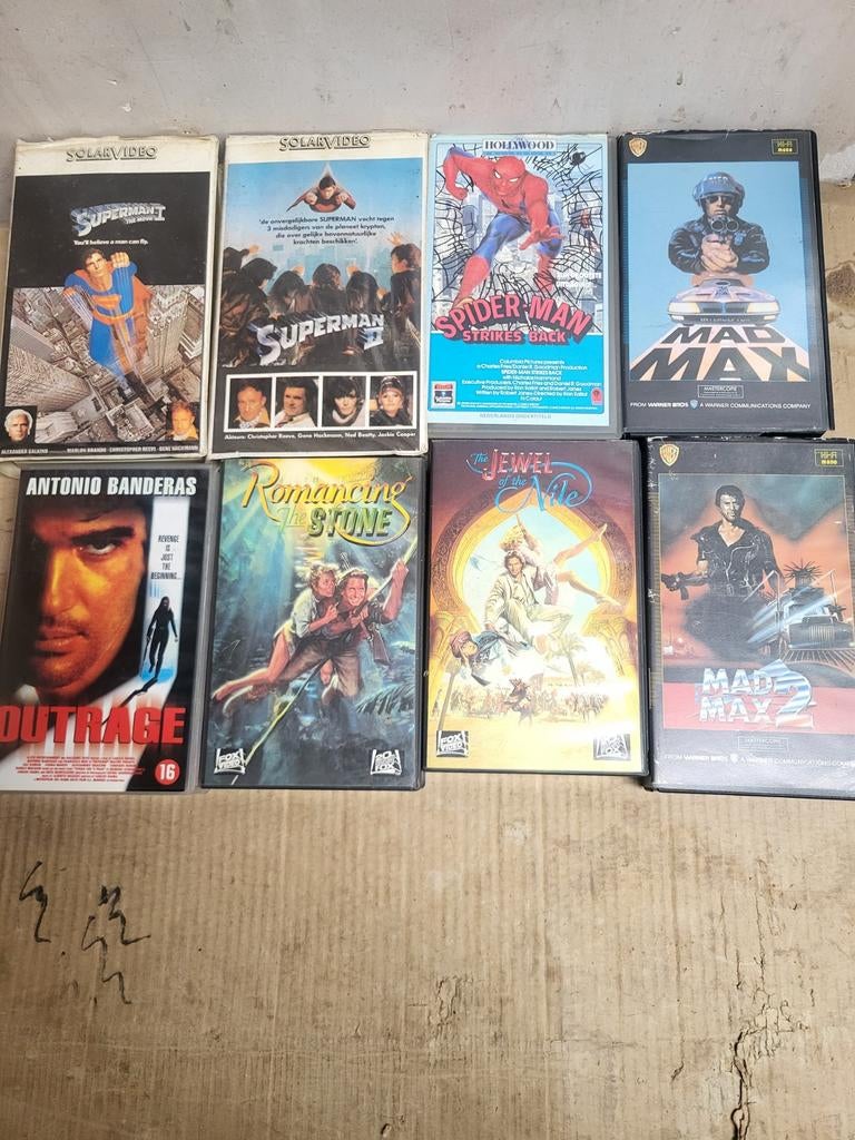 Allerlei VHS FILMS., Enlèvement ou Envoi