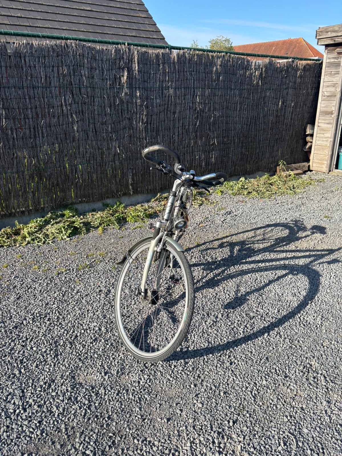 Vrouwenfiets venturelli, Fietsen en Brommers, Ophalen, Zo goed als nieuw