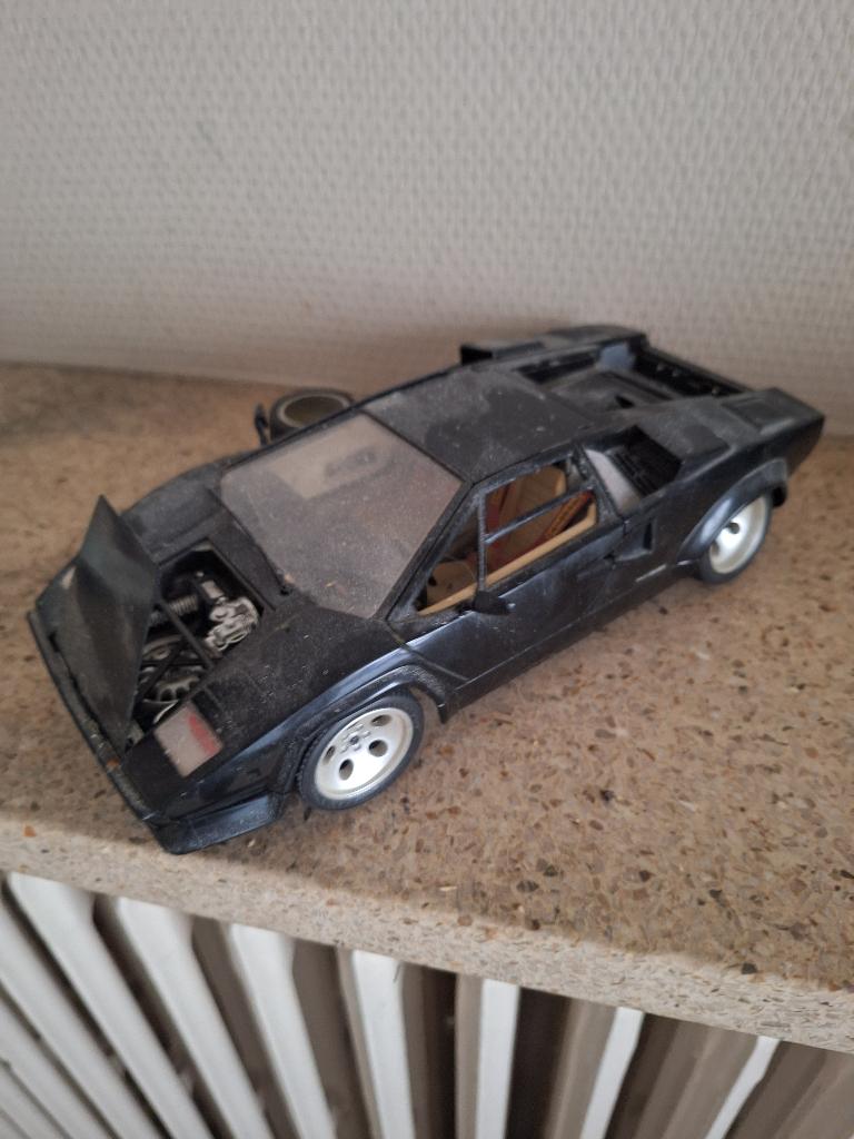 Model auto burago Lamborghini countach 1988, Hobby & Loisirs créatifs, Voitures miniatures | 1:18, Enlèvement, Voiture, Burago