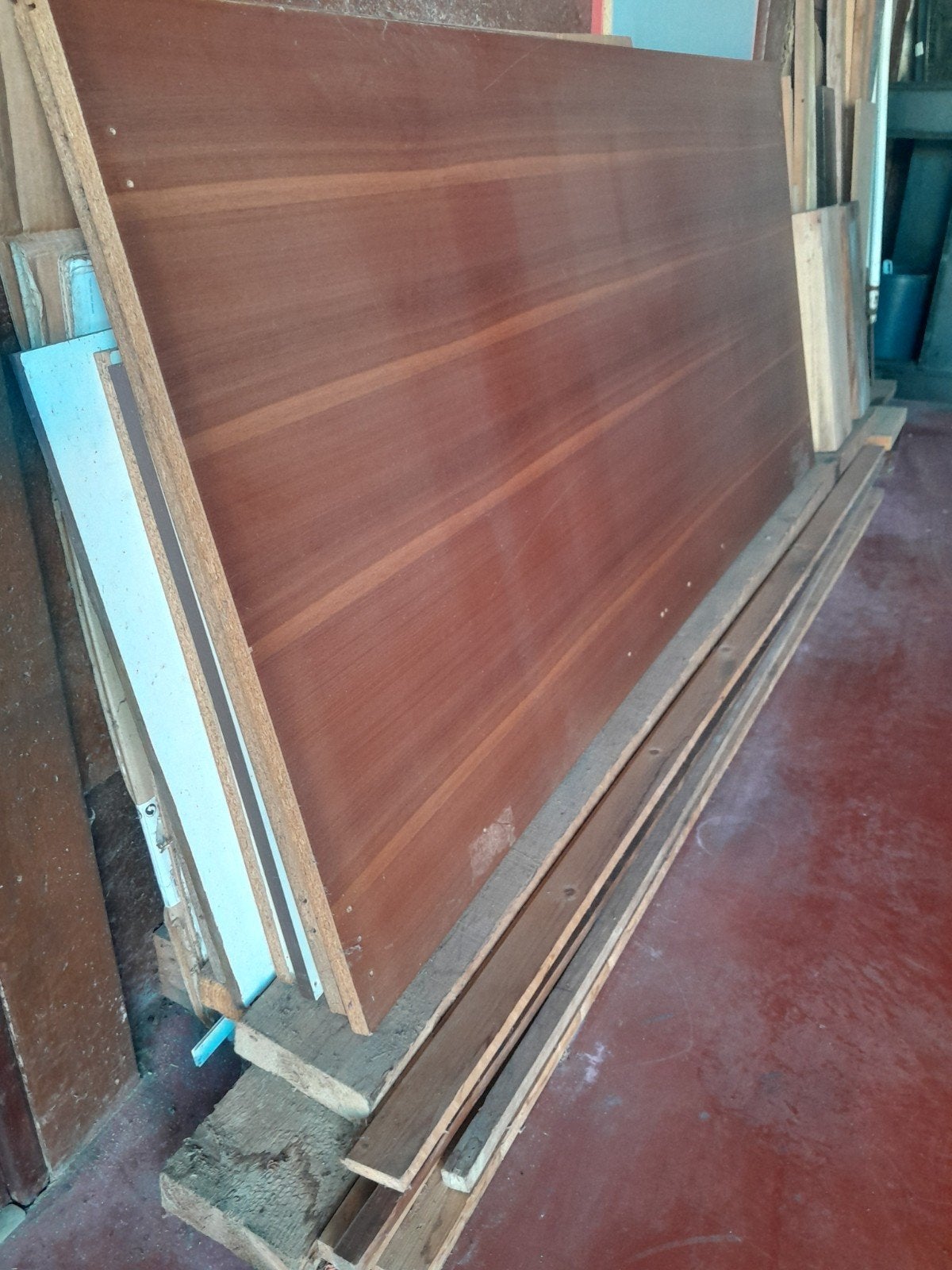 Gratis allerlei hout ophalen in Hechtel. Zie beschrijving., Doe-het-zelf en Bouw, Hout en Planken, Ophalen, Minder dan 25 mm, Zo goed als nieuw