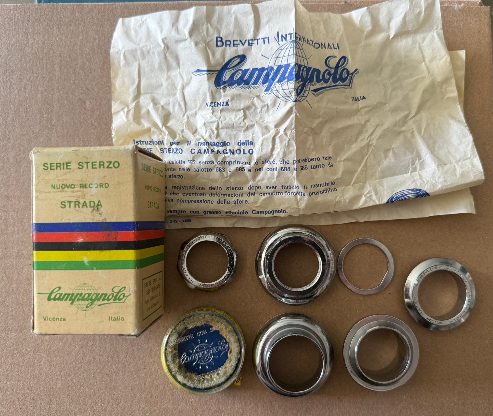 Nieuwstaat Campagnolo Strada serie sterzo, Ophalen