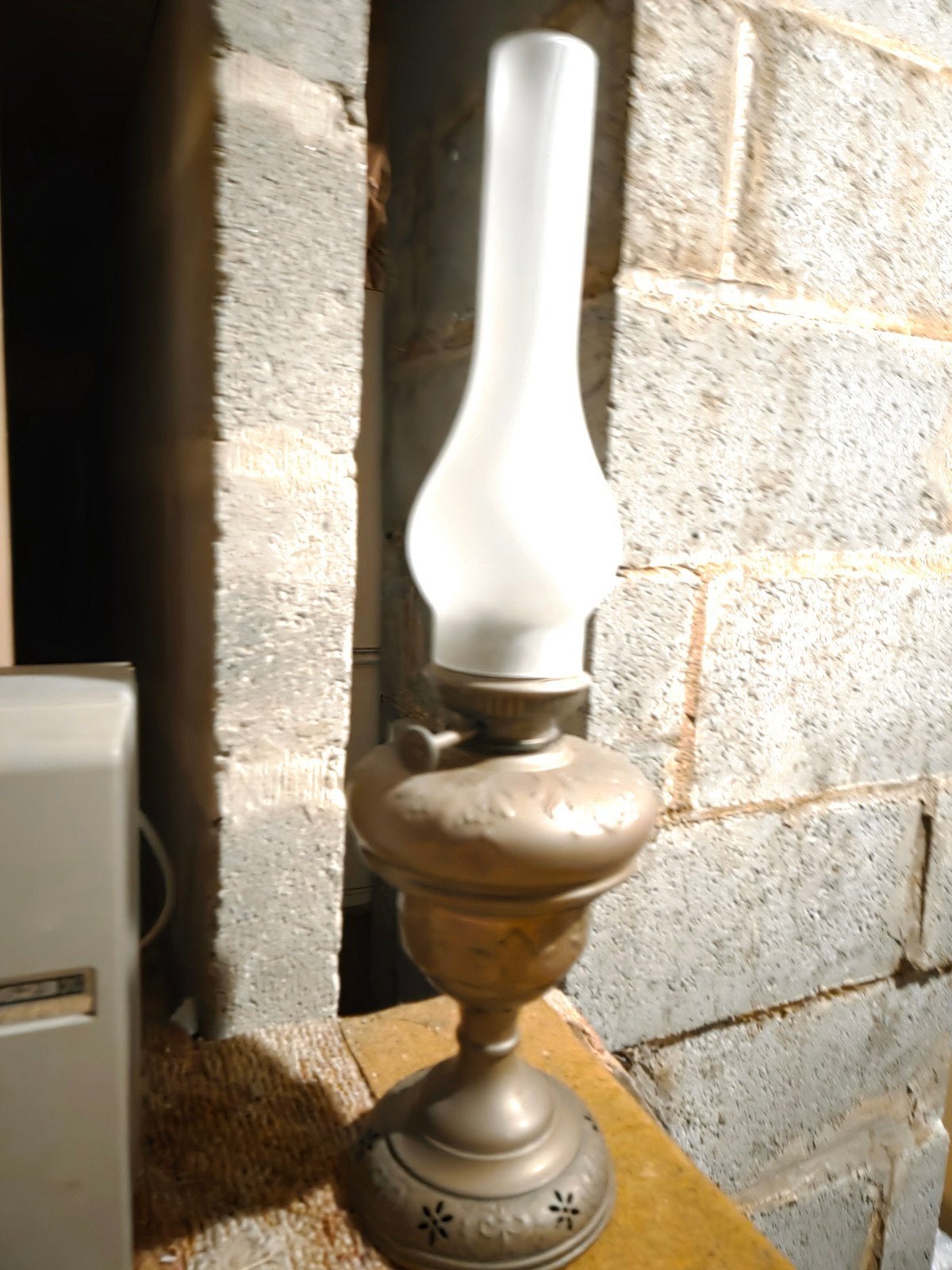 Antieke koperen lamp met wereldbol, Antiek en Kunst, Ophalen