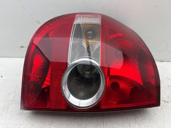 Feu arrière gauche d'un Volkswagen Fox, Volkswagen, -, 3 mois de garantie, Utilisé