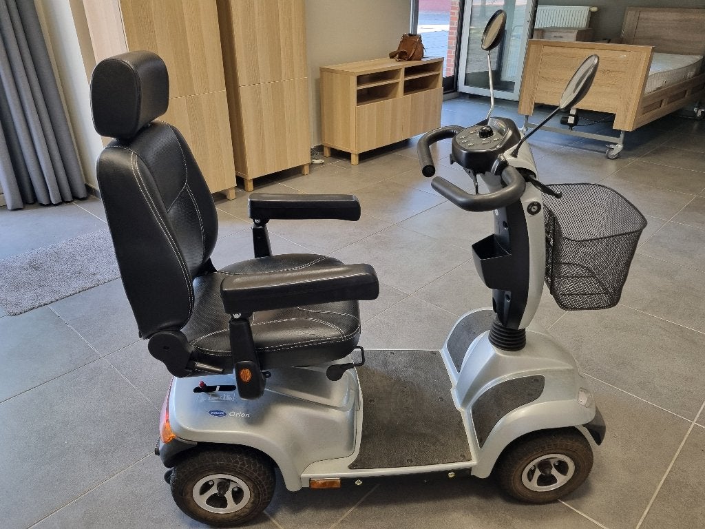 Scootmobiel Invacare Orion 4 wiel, Ophalen, Gebruikt, Invacare, 36 t/m 45 km