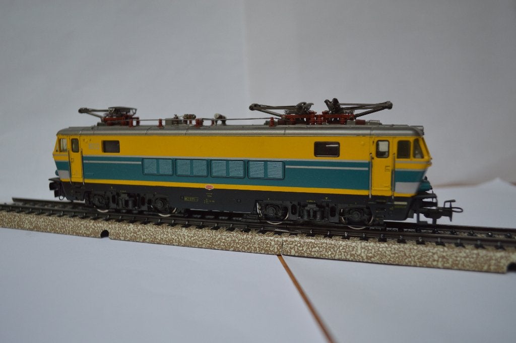 Mârklin 3163 : E-loc belge Type 16 dans sa boîte d'origine, Analogique, Enlèvement ou Envoi, Courant alternatif