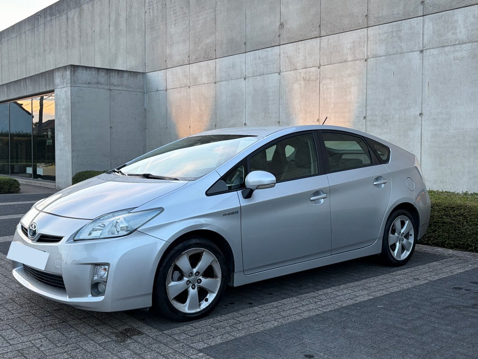 Entretien automatique de la Toyota Prius 1.8 Hybrid, Autos, 100 kW, Achat, 1370 kg, 0 kg