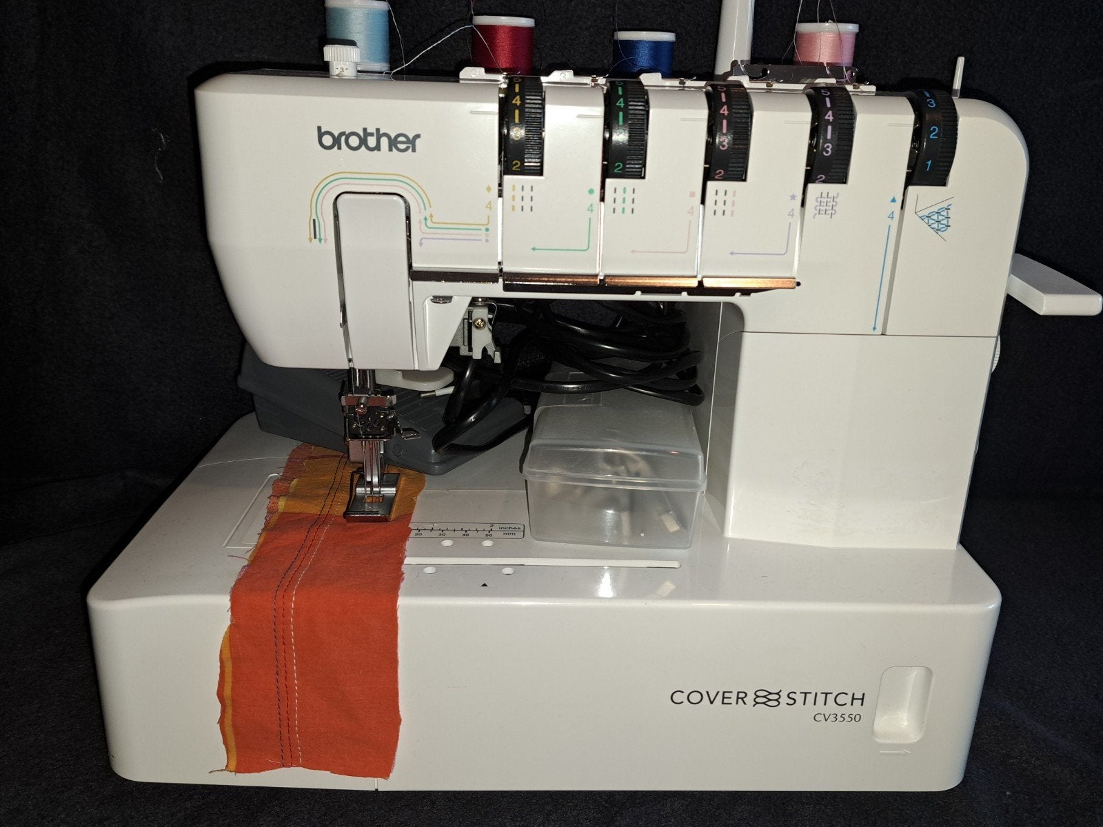 Brother CV3550 Coverstitch / Coverlock machine – In uitsteke, Enlèvement, Comme neuf