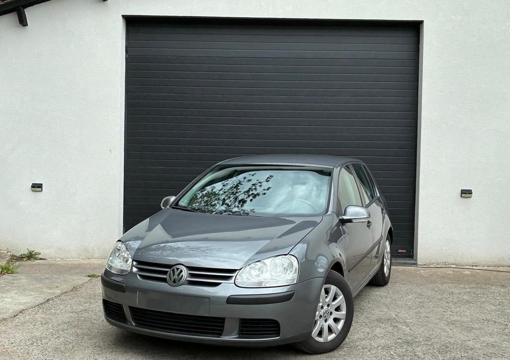 Volkswagen Golf 1.4 benzine klaar om geregistreerd te worden, Auto's, Volkswagen, Particulier, Golf, Radio, Zetelverwarming, Benzine