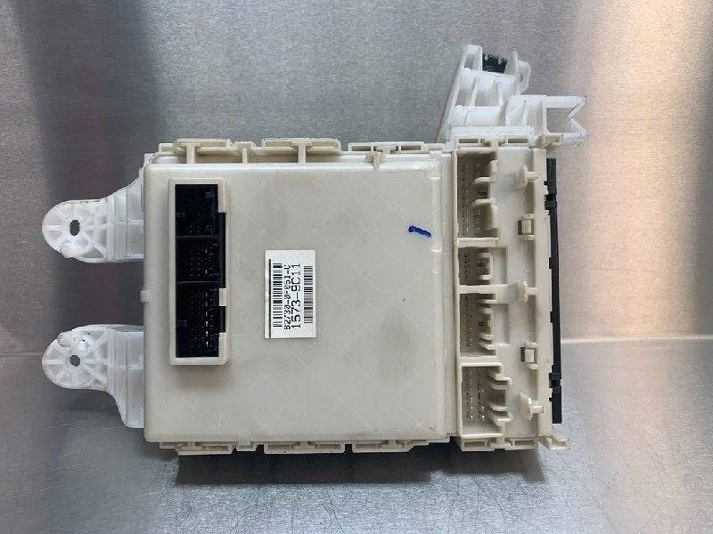 ZEKERINGKAST Toyota Verso (|827300F051|15739C11|), Gebruikt, Kundenbetreuung@toyota.de, Toyota, Toyota-Allee 2
50858  Köln, DE