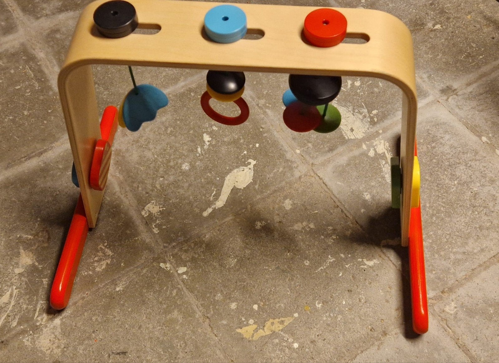 Arche de jeux, Enlèvement
