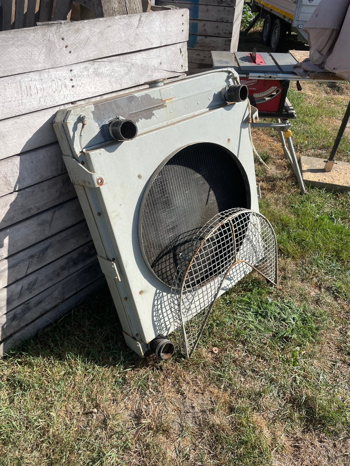 Radiator te koop, Articles professionnels, Machines & Construction | Générateurs, Enlèvement