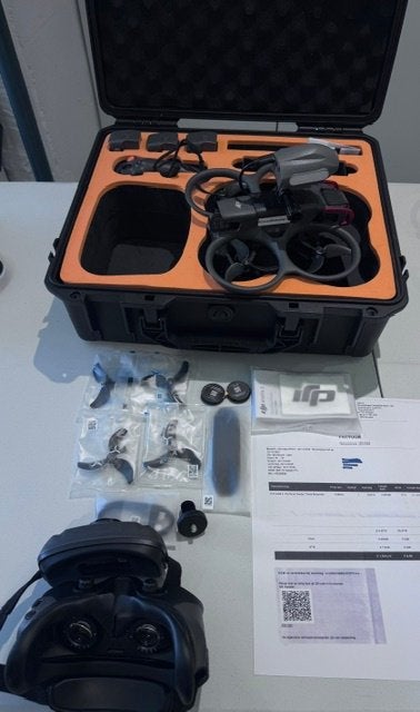 Drone Avata 2, Audio, Tv en Foto, Drones, 30 tot 45 minuten, Cameradrone, Zo goed als nieuw, DJI
