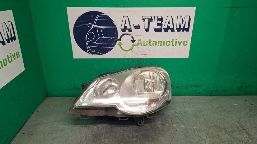 PHARE / OPTIQUE AVANT GAUCHE Volkswagen Polo IV (9N1 / 2/3), Volkswagen, Valeo, Utilisé, 100, rue de Courcelles
75017  Paris, FR